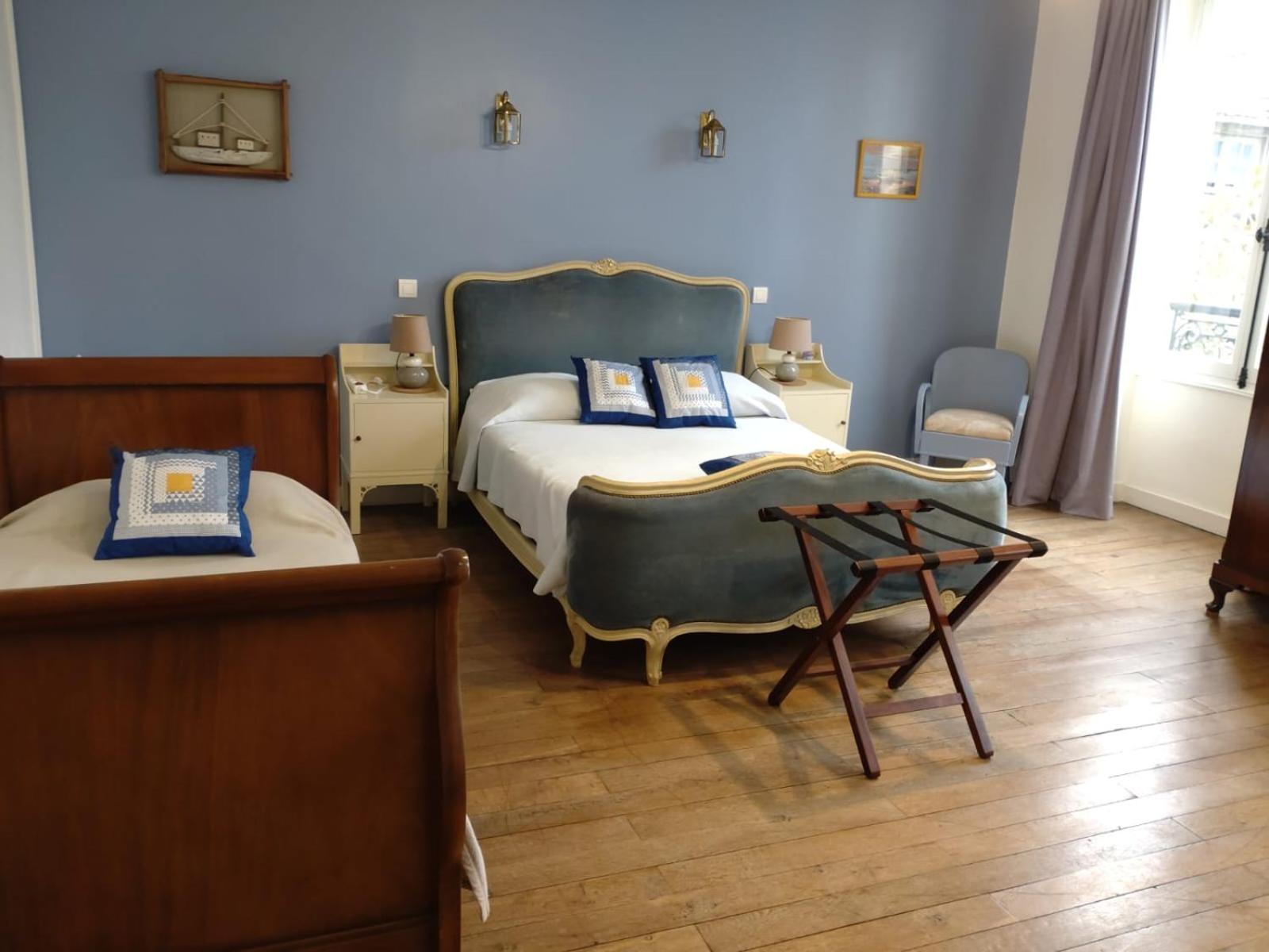 La Brasserie Chambre D'Hotes De Delphine Saulge Exterior photo