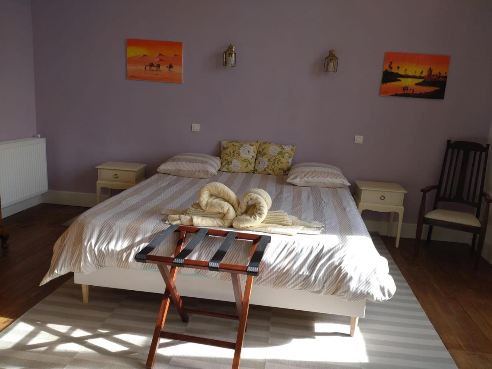 La Brasserie Chambre D'Hotes De Delphine Saulge Exterior photo